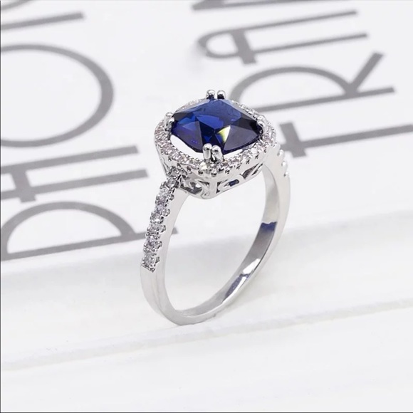 *NEW*925 Silver Beautiful CZ Women’s Ring - Picture 4 of 4